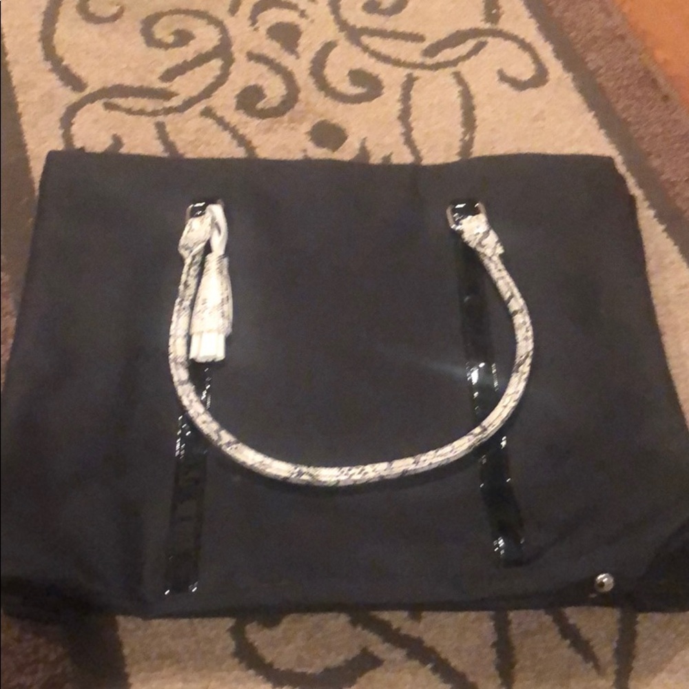 Victoria’s Secret tote - new with 3 compartments